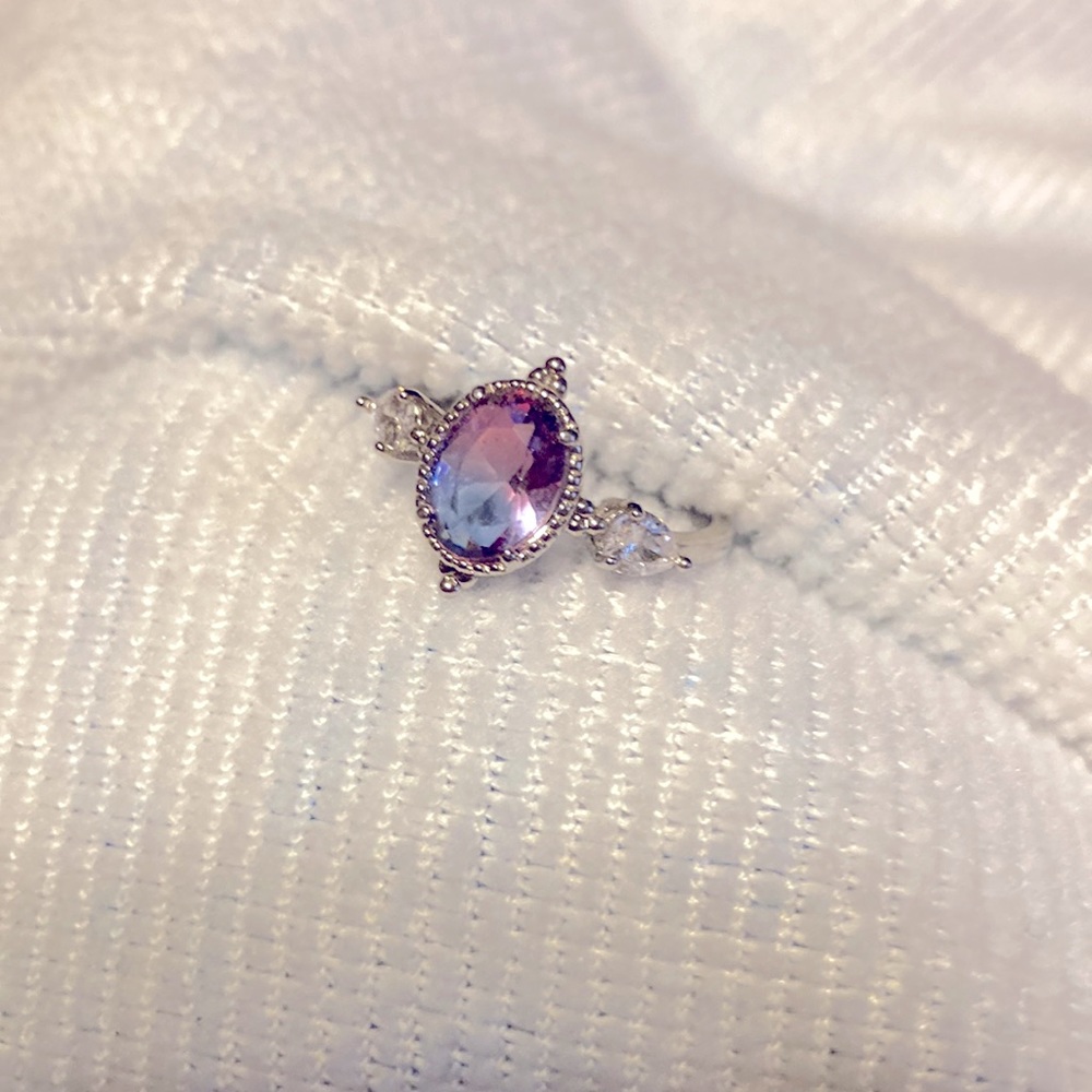 2/$15 Fragrant Jewels ring 💍 💎